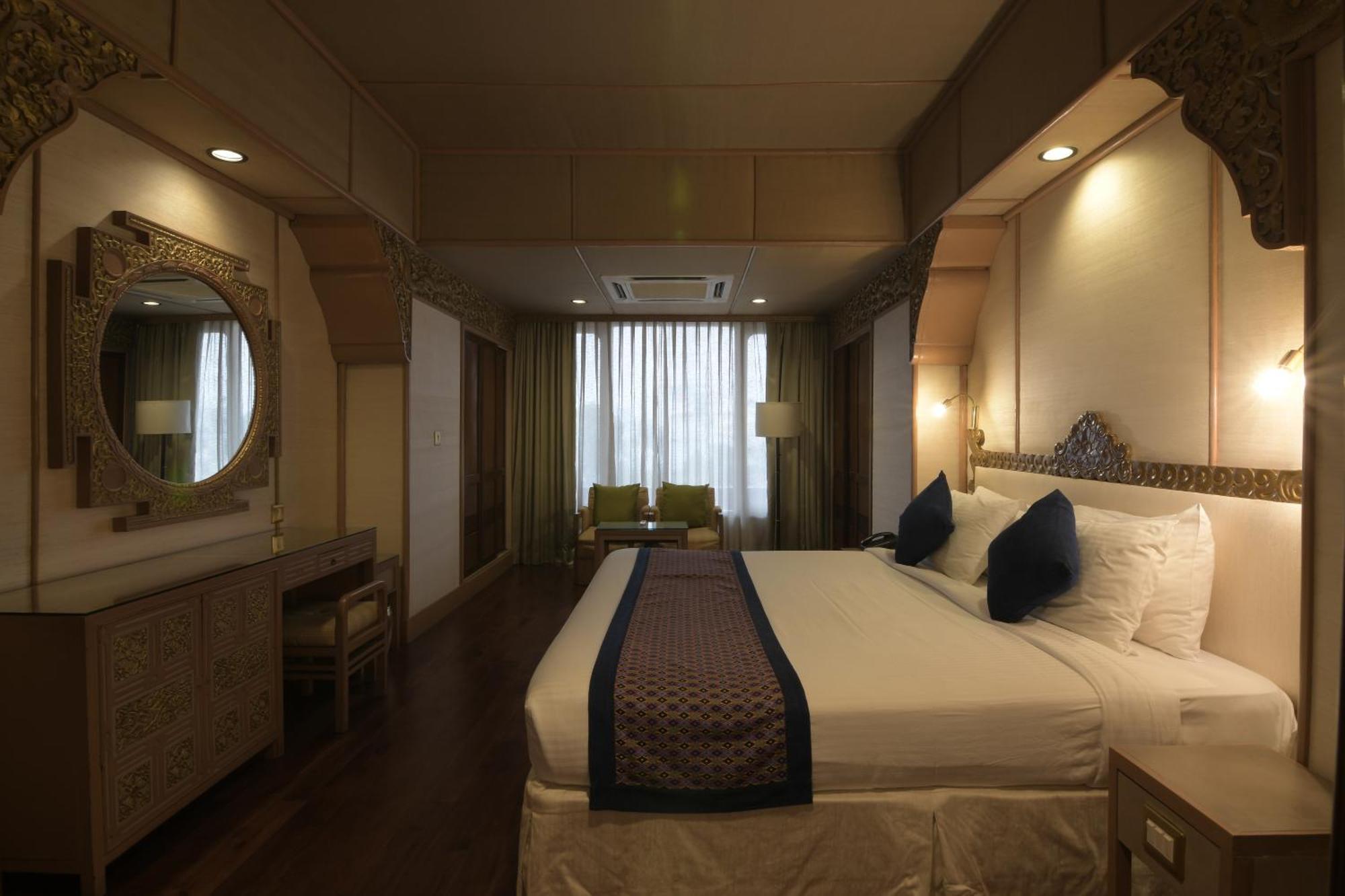 Hotel Yak & Yeti Kathmandu Room photo